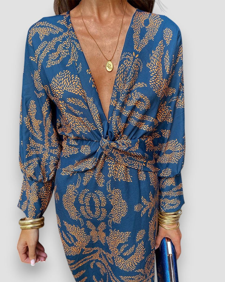 Mafalda | Stylish V-Neck Dress