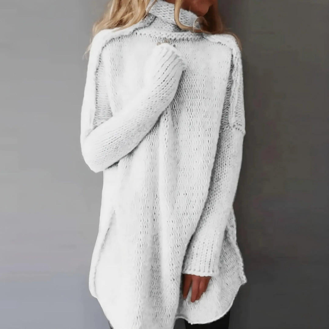 Florencia | Hand-Knitted Sweater with Cable Patterns