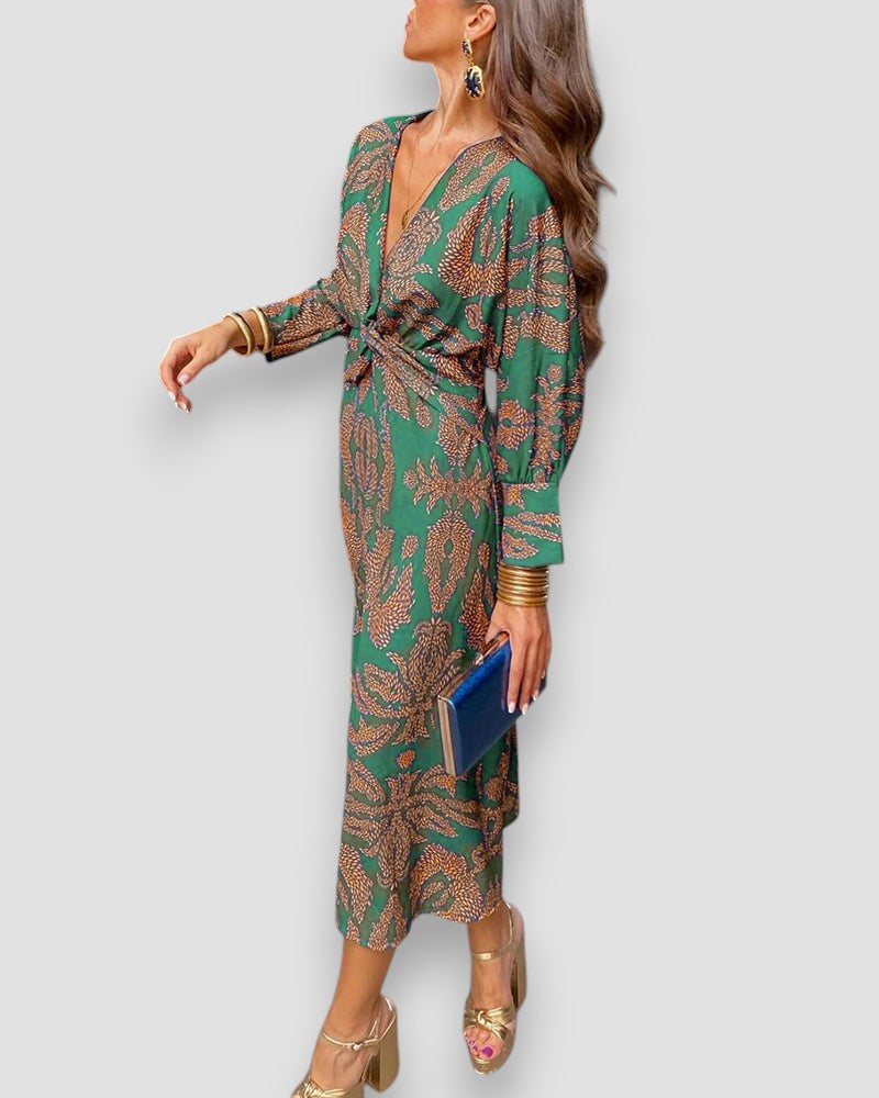 Mafalda | Stylish V-Neck Dress