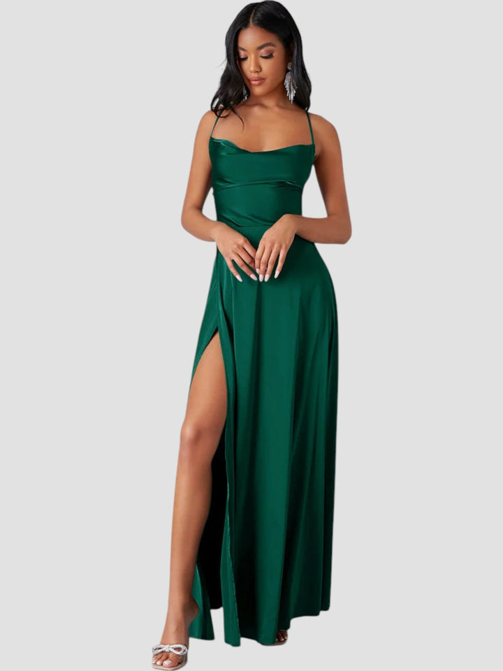 Elvira | Timeless Dress