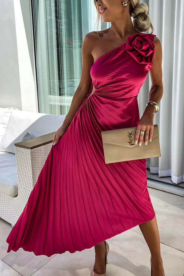 Lisbeth | Flower Shoulder Maxi Dress