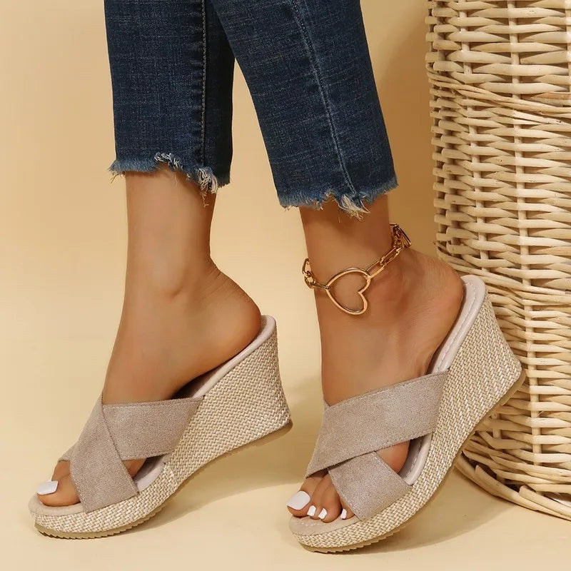 Evie | Chic Wedge Sandals