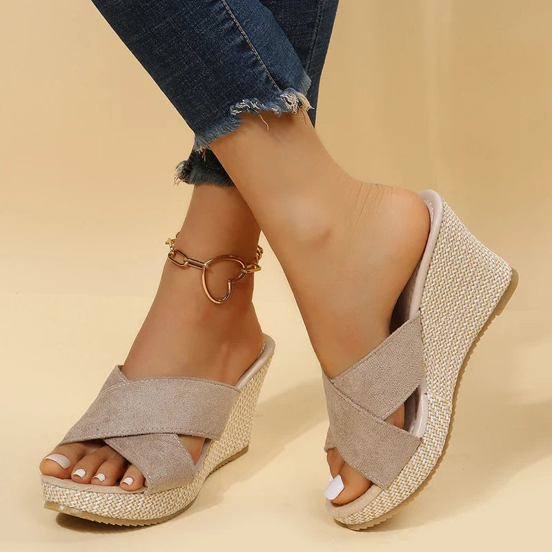 Evie | Chic Wedge Sandals