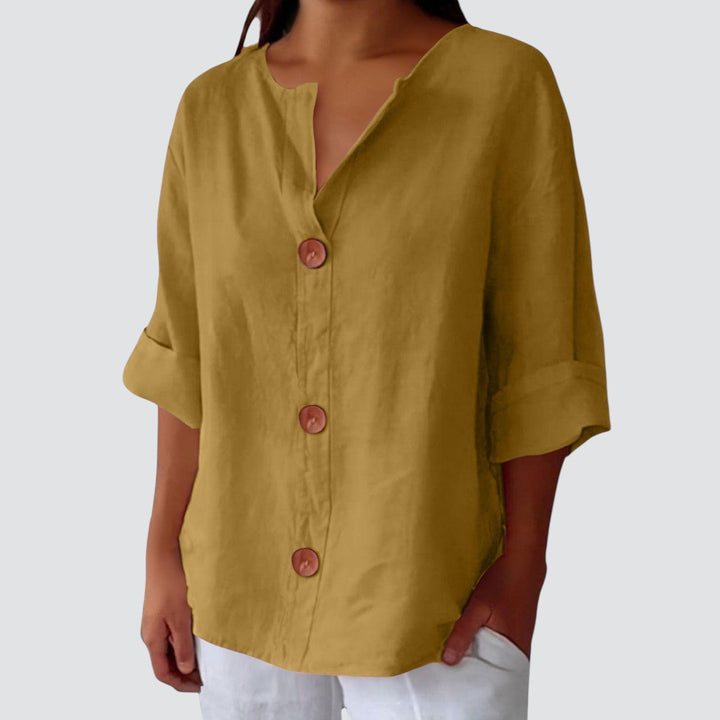 Carolina | Timeless Light and Airy Blouse