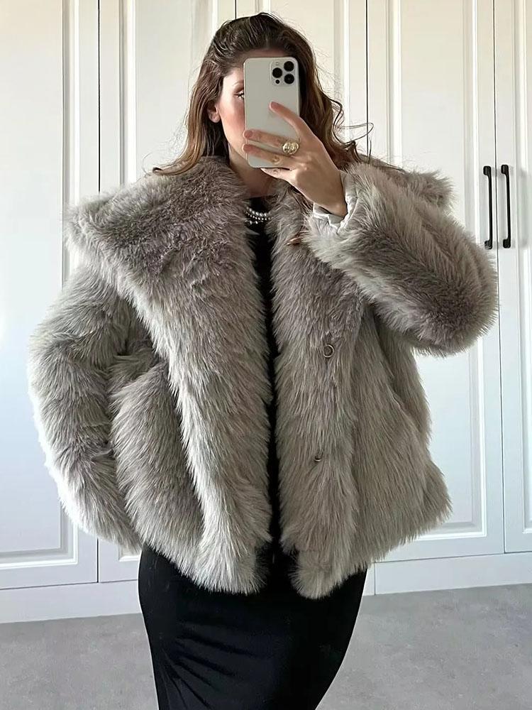 Sara | Faux Fur Coat