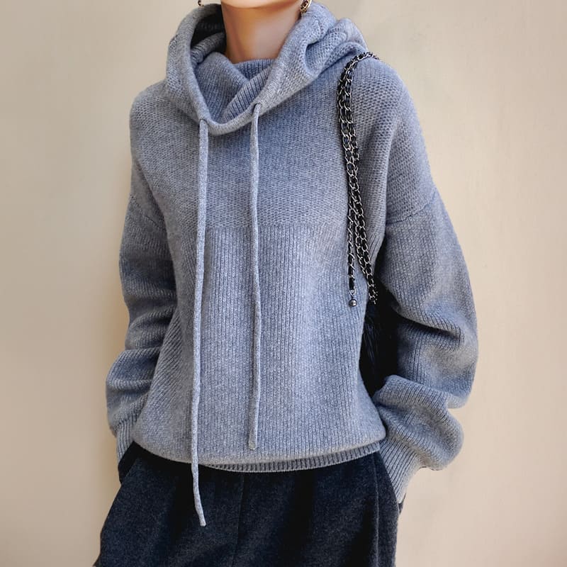 Elvira | Cozy Hooded Pullover