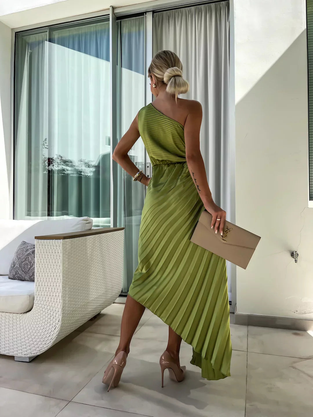 Lisbeth | Flower Shoulder Maxi Dress