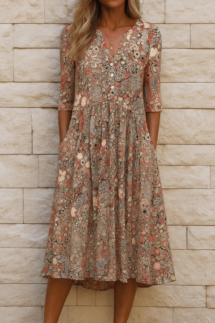 Manou | Flattering Printed Dress